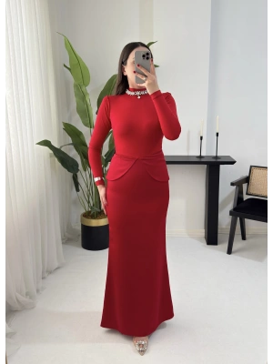 LARA DALGIÇ KUMAŞ SATEN ETEK DETAYLI KIRMIZI ELBİSE