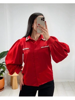 KIRMIZI İNCİ İŞLEME SATEN GÖMLEK