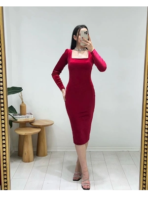 ZÜMRÜT KARE YAKA KADİFE ELBİSE