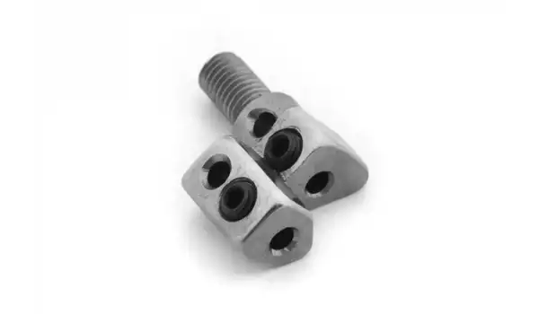 Brother 500 Seri Overlok Makine 5 İplik İğne Bağı 3 No /146489-001