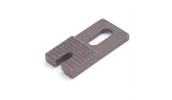 Brother Düğme 916 Alt Yükseklik Küçük Ayar Parçası / 142686-001 (В2410-372-000)