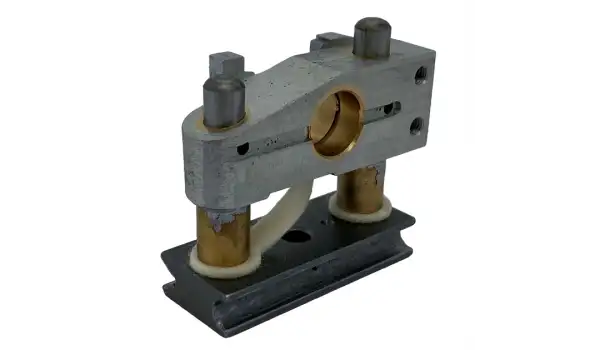 Çuvalağzı Dikiş Makinesi Dişli Taşıyıcı Mafsal / 6001801 (244011A) BC-4-18