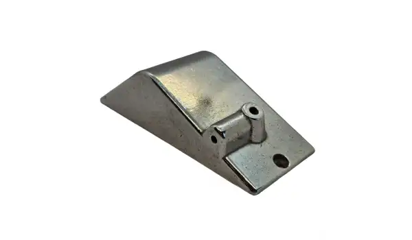 Çuvalağzı Dikiş Makinesi Üçgen Metal Kapak / 6001006 (245014) BC-1-21