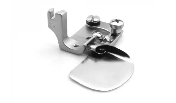 Düz Makine Aparalı Ayak 3/8 (9,6 mm) /F502