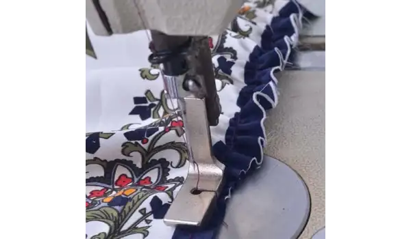 Düz Makine Büzgü Ayak / P50