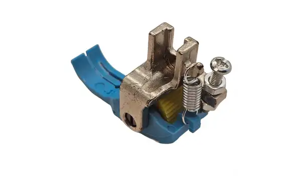 Düz Makine Plastik Rulmanlı Ayak 1/16 Sol / SP-18L