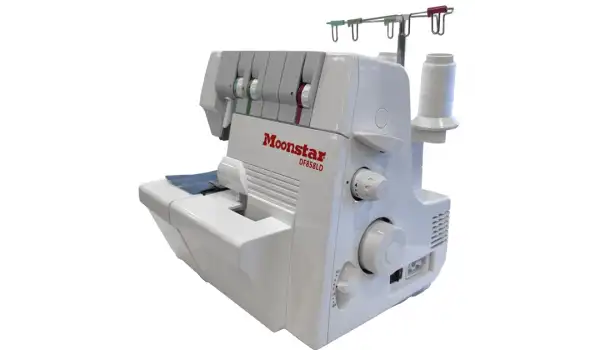 Ev Tipi 3 İp Reçme Dikiş Makinesi / DF858LD