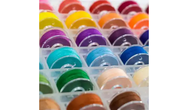 Ev Tipi Aile Dikiş Makinesi 36Lı Şeffaf Masura Saklama Kutusu