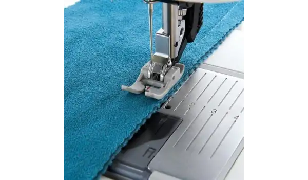 Ev Tipi Aile Dikiş Makinesi Pfaff Plastik Saten Ayak