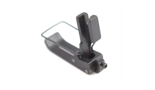 Juki MH-382 Zincir Dikiş Arka Delikli Ayak / B1524-382-OBO