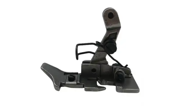 Juki Overlok 6700 5 İp Penye Ayak / 121-53763