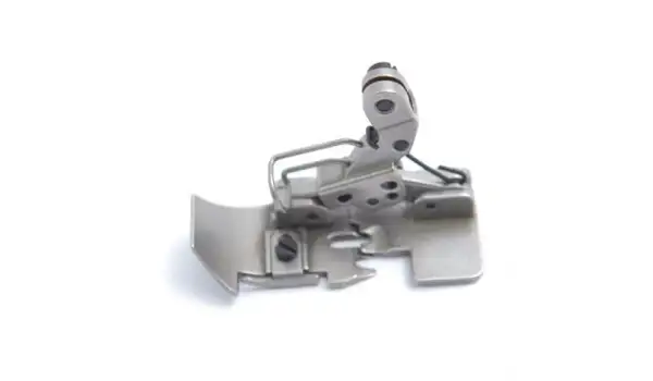 Juki Overlok 6700 Transportlu Kot Ayak Siperli / 121-55560