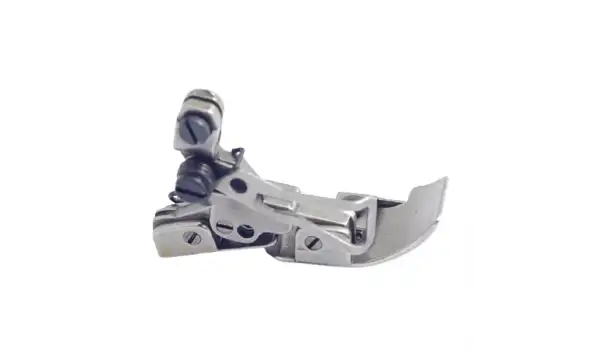 Juki Overlok 6700 Transportlu Kot Ayak Siperli / 121-55560