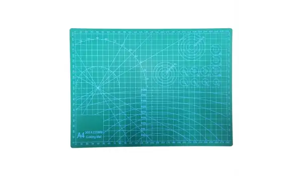 Kesim Matı  300X220mmx3mm / A4