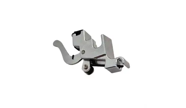 Model 990P Dikiş Makinesi Baskı Ayağı Tutucu / 18850/1