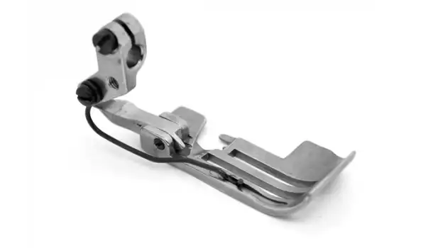 Pegasus Ex Seri Overlok Makine 4 İplik Transportlu Ayak Ve Üst Dişli /277505H40