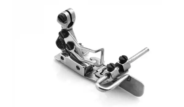 Pegasus M700 Seri Overlok Makine 5 İplik Ortadan Tırnaklı Ayak