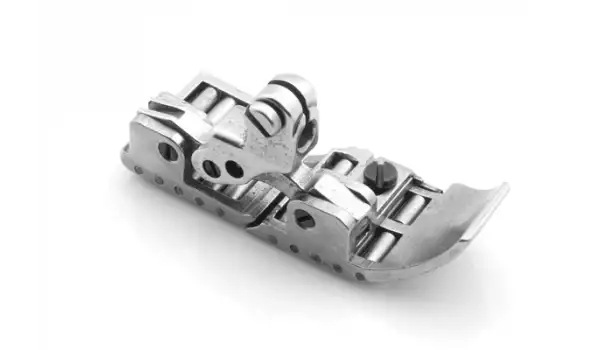 Pegasus M700 Seri Overlok Makine 5 İplik Rulmanlı Ayak /208506