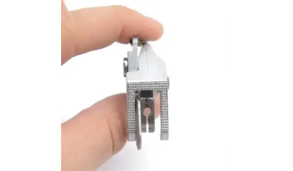 Pfaff 1245-335 Sağ 4Mm Çima Ayak