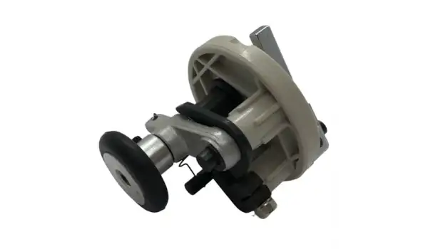 Sanayi Tipi Dikiş Makinesi Masuralık / J-4  (13-A065)