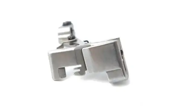 Siruba Overlok 4 İp Büzgü Ayak / 13034-12