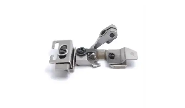 Siruba Overlok 4 İp Ekstraforlu Ayak Üç Vidalı / P103/F374