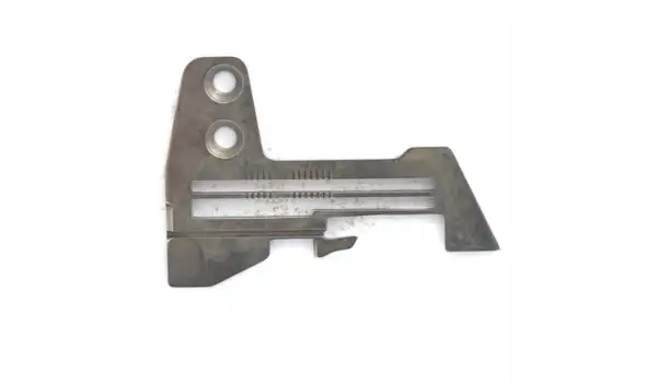 Siruba Overlok 4 İp Kıstırma Dilli Plaka / E591F