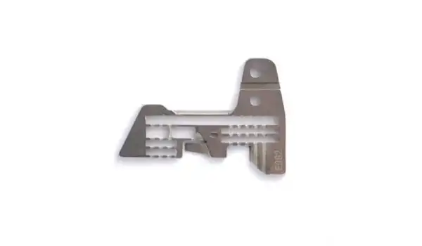 Siruba Overlok 5 İp Penye Plaka 3 Kanallı / E982