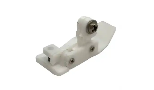 Siruba Overlok 5 İp Plastik Ayak / T504
