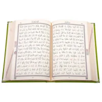 Hayrat Orta Kadife Nakışlı Kuranı Kerim Yeşil