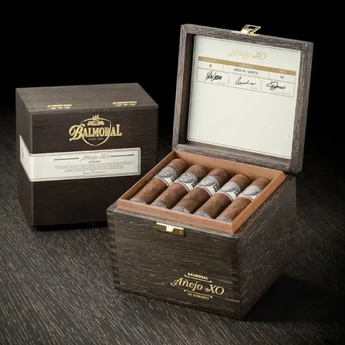 Balmoral Añejo XO Gordito 20li Kısa Puro