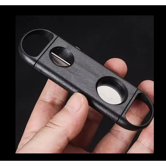 İki Çeşit Başlıklı Puro Kesici , Giyotin Puro Makası ve Puro Makası V