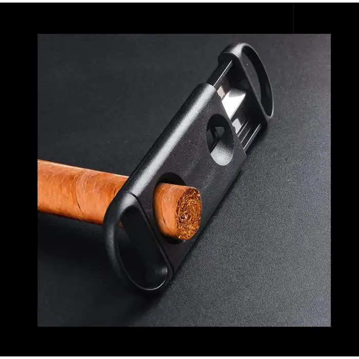 İki Çeşit Başlıklı Puro Kesici , Giyotin Puro Makası ve Puro Makası V