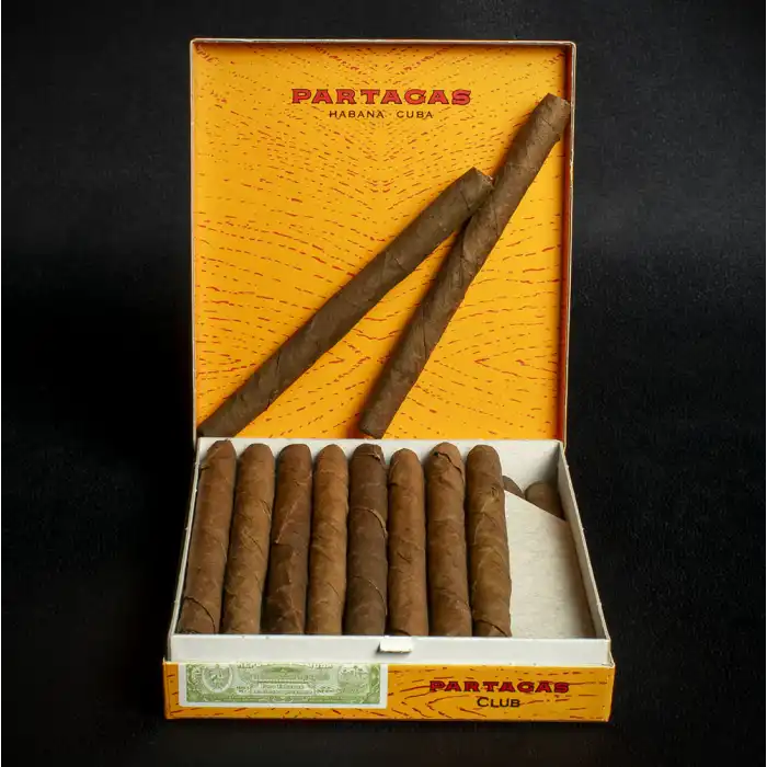 Partagas Club 20 Sigarillo (5x20) 1 Karton 100 Adet