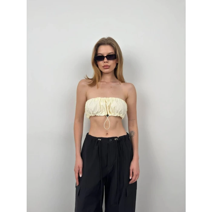 Liora Büzgü Detaylı Straplez Crop