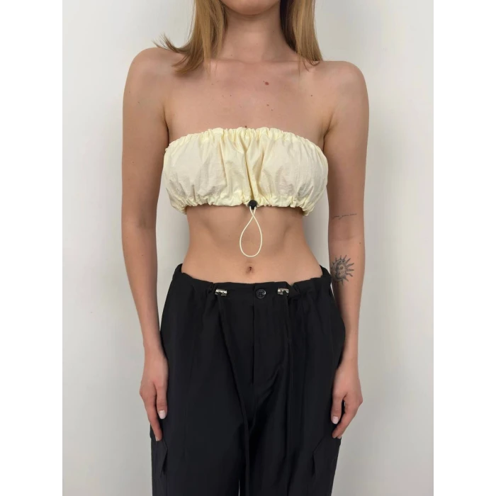 Liora Büzgü Detaylı Straplez Crop