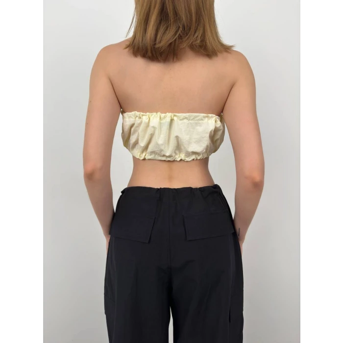 Liora Büzgü Detaylı Straplez Crop