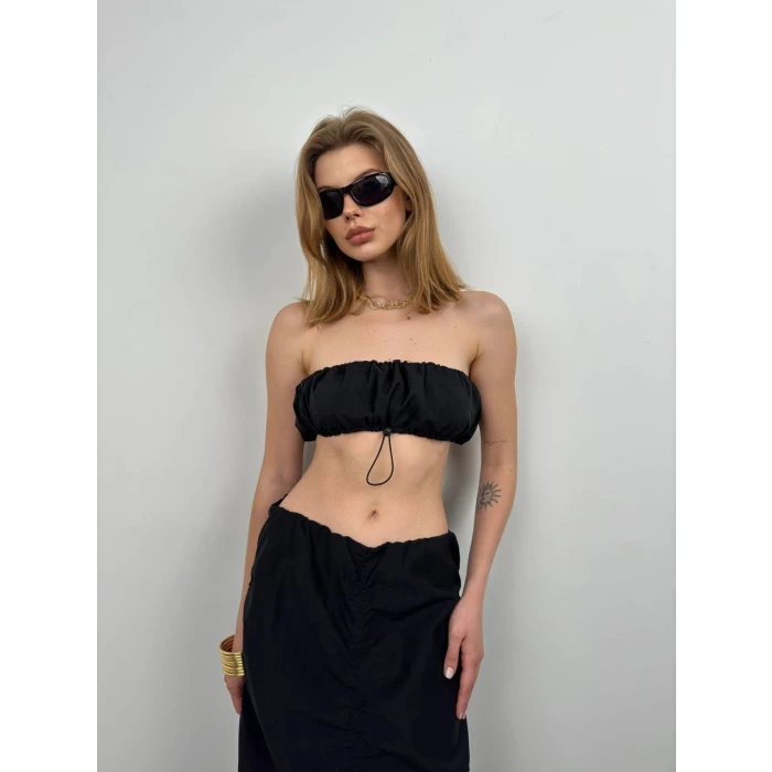 Liora Büzgü Detaylı Straplez Crop