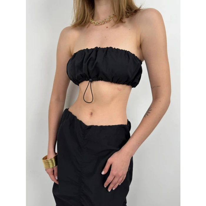 Liora Büzgü Detaylı Straplez Crop