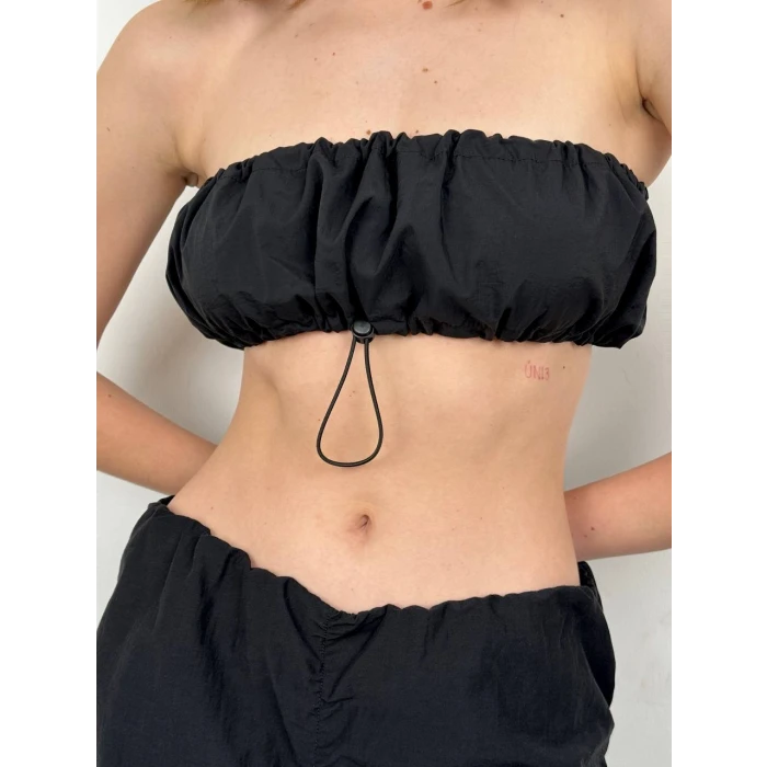 Liora Büzgü Detaylı Straplez Crop