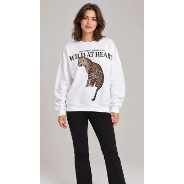 Wild Heart Leopar Baskılı Oversize Sweatshirt