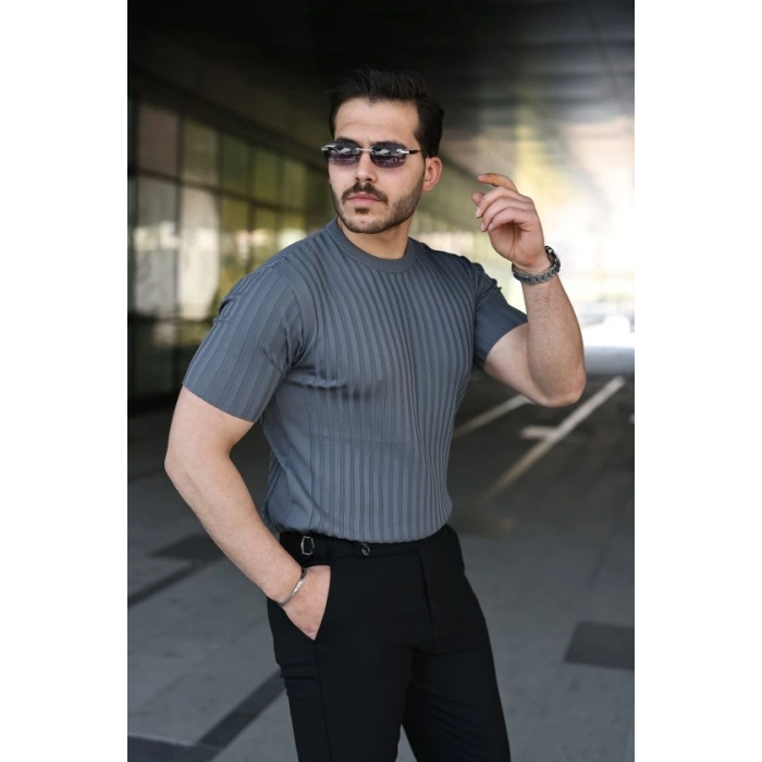Erkek Fitilli Bisiklet Yaka Kısa Kollu Tişört