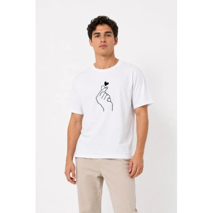 Erkek Kore Parmak Kalp Aşk Temalı Minimal Baskılı Tişört Yazlık Kısa Kol T-Shirt - Beyaz