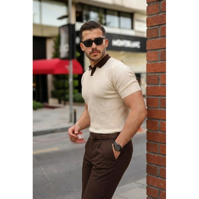 Erkek Yaka Detaylı Desen Dokulu Triko Tişört