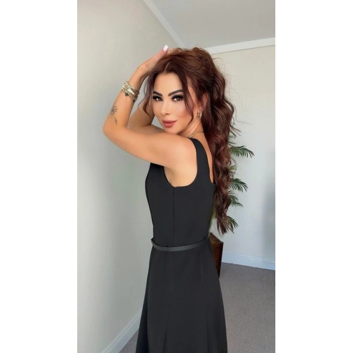 Kadın Askılı Kare Yakalı Kemersiz A şeklinde Gelen Uzun Ithal Krep Elbise