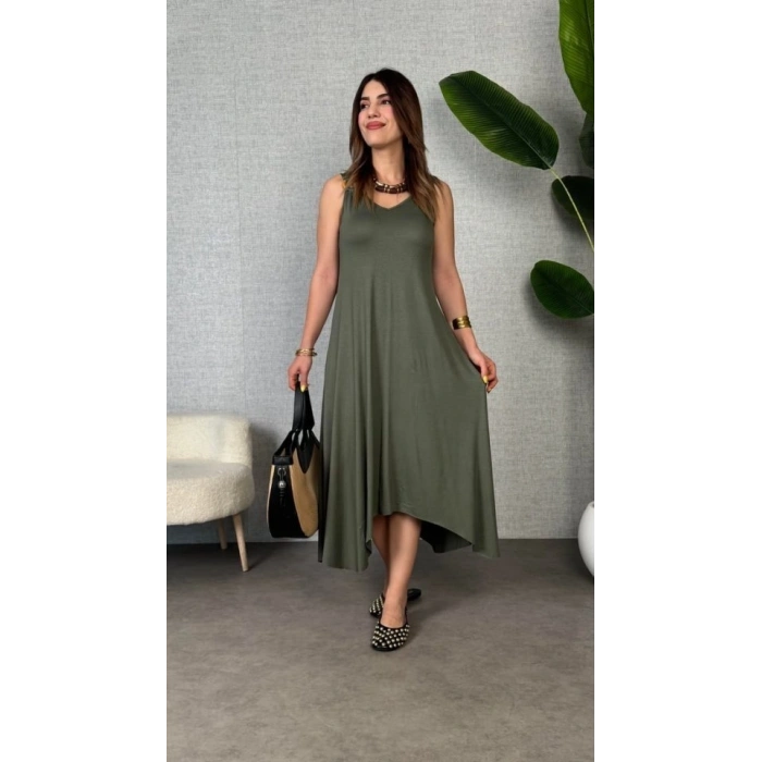 Kadın Askılı V Yakalı Halka Detaylı Asimetrik Kesim Detaylı Viskon Maxi Elbise