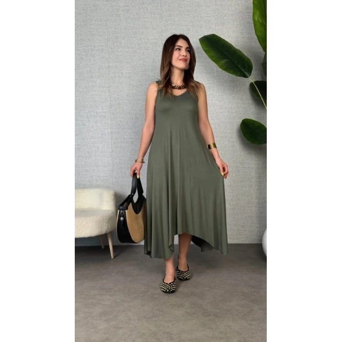 Kadın Askılı V Yakalı Halka Detaylı Asimetrik Kesim Detaylı Viskon Maxi Elbise