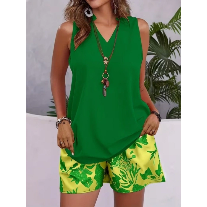 Kadın Askılı V Yakalı Sandy Bluz Ve Desenli Short Ikili Takım