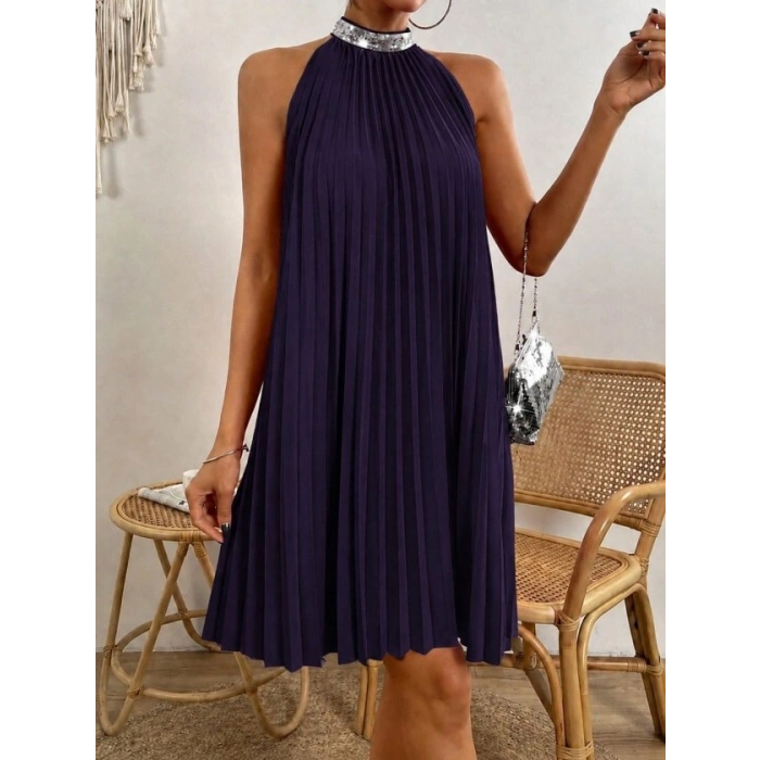 Kadın Balıkçı Yaka Omuzlardan Açık Pılelı Kısa Janjan Krep Elbise