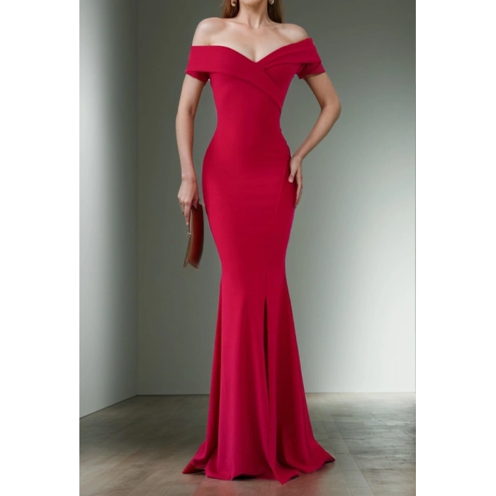 Kadın Dalgıç Kumaş Kayık Yaka Ve Dekolte Detaylı Elbise